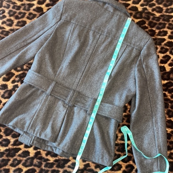 Gray Jacket - Picture 4 of 7